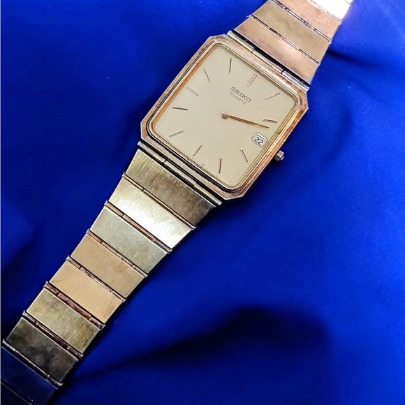 Seiko Vintage Tank 9029-5009 Men's Watch 28mm for Parts or Repair - Picture 2 of 8